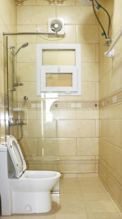 Roza Hotel Apartments Muskat Bagian luar foto