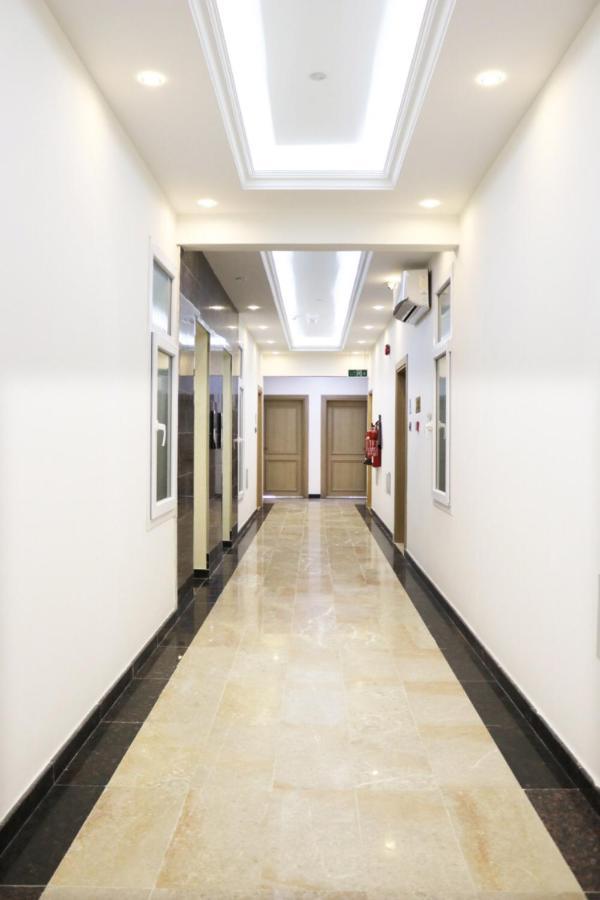 Roza Hotel Apartments Muskat Bagian luar foto