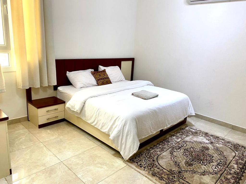 Roza Hotel Apartments Muskat Bagian luar foto